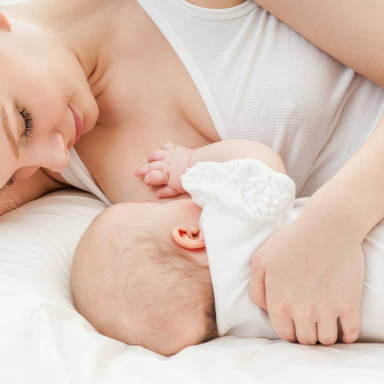 The best foods for breastfeeding moms to boost lactation and immunity