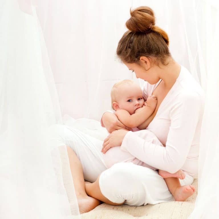 The best breastfeeding tips all new moms need